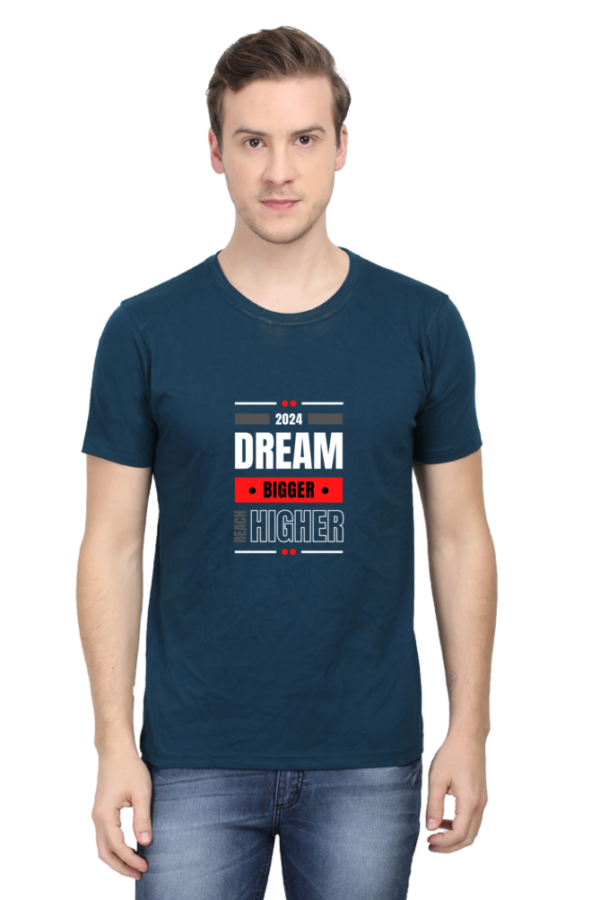 Dream bigger, reach higher motivational t-shirt - black, 100% cotton, unisex fit